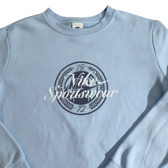 Nike Logo Womens XL Crewneck Light Baby Blue Graphic Sweatshirt Sportswear - Picture 2 of 5